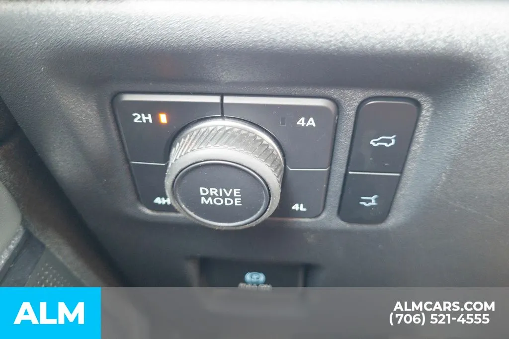 2025 Ford Expedition Active - Photo 33