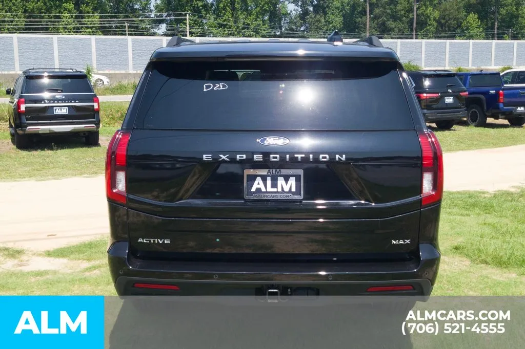 2025 Ford Expedition Active - Photo 6