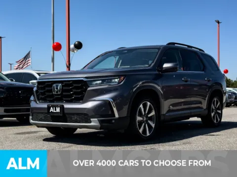 Photos of 2024 Honda Pilot Touring for sale in Athens, GA at ALM Hyundai Athens