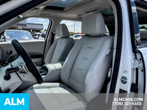 More photos of 2026 Hyundai Palisade Calligraphy at ALM Hyundai Athens, GA