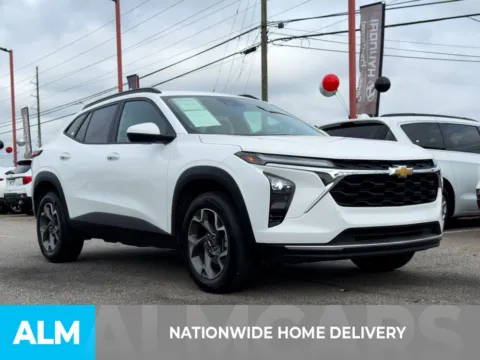 More photos of 2025 Chevrolet Trax LT at ALM Hyundai Athens, GA
