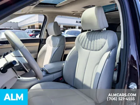 More photos of 2024 Hyundai Palisade Limited at ALM Hyundai Athens, GA