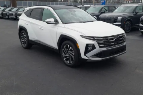 Another view of 2026 Hyundai Tucson Limited for sale in Athens, GA at ALM Hyundai Athens