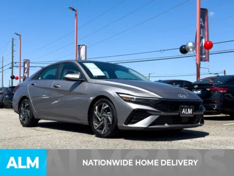 More photos of 2025 Hyundai Elantra SEL Convenience at ALM Hyundai Athens, GA