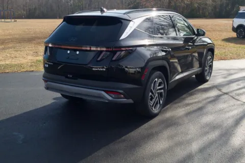 More photos of 2026 Hyundai Tucson Hybrid Limited at ALM Hyundai Athens, GA