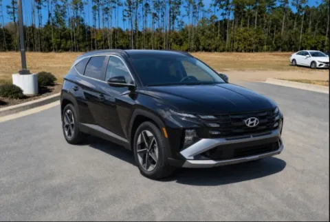 Another view of 2026 Hyundai Tucson SEL for sale in Athens, GA at ALM Hyundai Athens