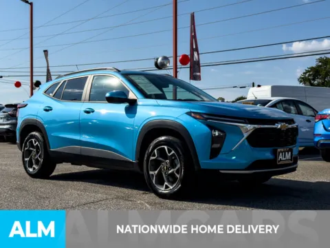 More photos of 2025 Chevrolet Trax LT at ALM Hyundai Athens, GA