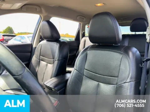 More photos of 2018 Nissan Rogue SL at ALM Hyundai Athens, GA