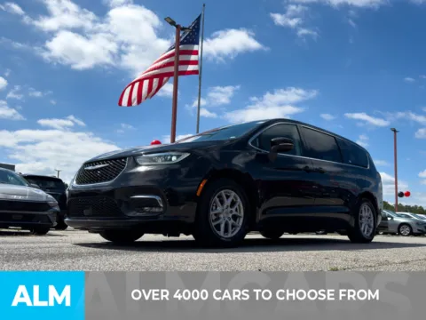 Photos of 2023 Chrysler Pacifica Touring L for sale in Athens, GA at ALM Hyundai Athens