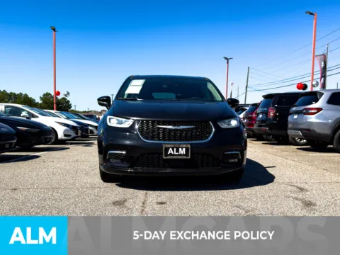 Another view of 2023 Chrysler Pacifica Touring L for sale in Athens, GA at ALM Hyundai Athens