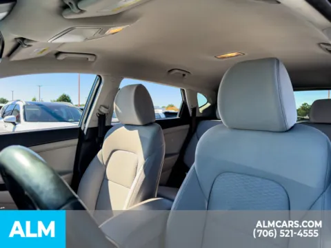More photos of 2020 Hyundai Tucson Sport at ALM Hyundai Athens, GA