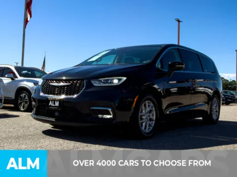 Photos of 2024 Chrysler Pacifica Touring L for sale in Athens, GA at ALM Hyundai Athens