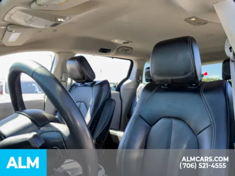 More photos of 2024 Chrysler Pacifica Touring L at ALM Hyundai Athens, GA