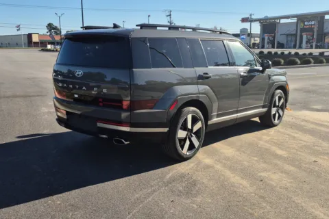 More photos of 2027 Hyundai Santa Fe Limited at ALM Hyundai Athens, GA