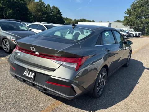 More photos of 2025 Hyundai Elantra Hybrid Limited at ALM Hyundai Athens, GA