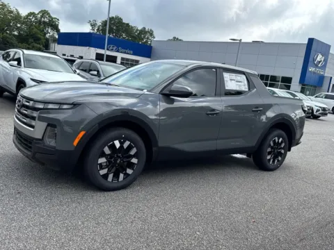 Photos of 2025 Hyundai Santa Cruz SE for sale in Athens, GA at ALM Hyundai Athens