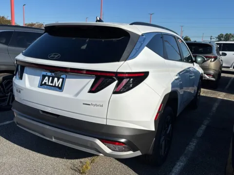 More photos of 2025 Hyundai Tucson Hybrid SEL Convenience at ALM Hyundai Athens, GA