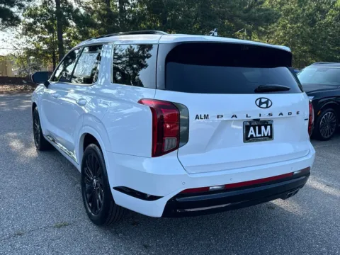 Another view of 2025 Hyundai Palisade Calligraphy Night Edition for sale in Athens, GA at ALM Hyundai Athens