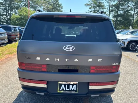 More photos of 2025 Hyundai Santa Fe Hybrid Limited at ALM Hyundai Athens, GA