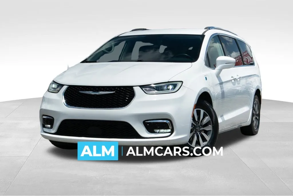 White 2021 Chrysler Pacifica Hybrid Touring L for sale in Athens, GA