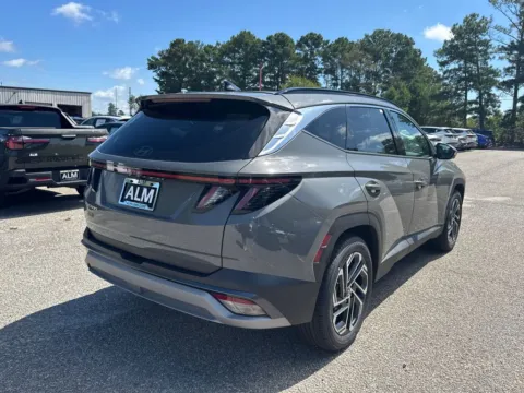 More photos of 2025 Hyundai Tucson Limited at ALM Hyundai Athens, GA