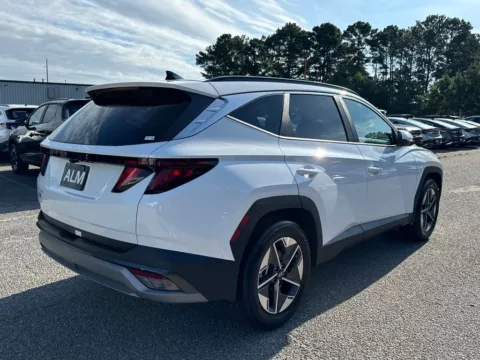More photos of 2025 Hyundai Tucson SEL at ALM Hyundai Athens, GA