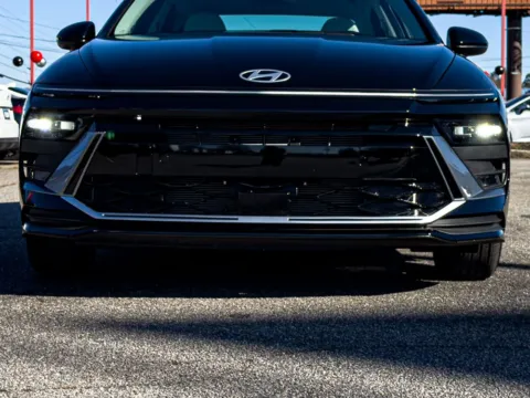 More photos of 2025 Hyundai Sonata SE at ALM Hyundai Athens, GA
