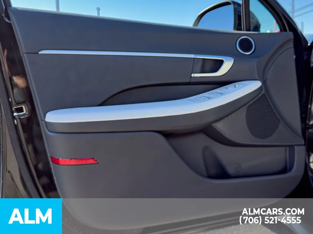 2025 Hyundai Sonata SE - Photo 10