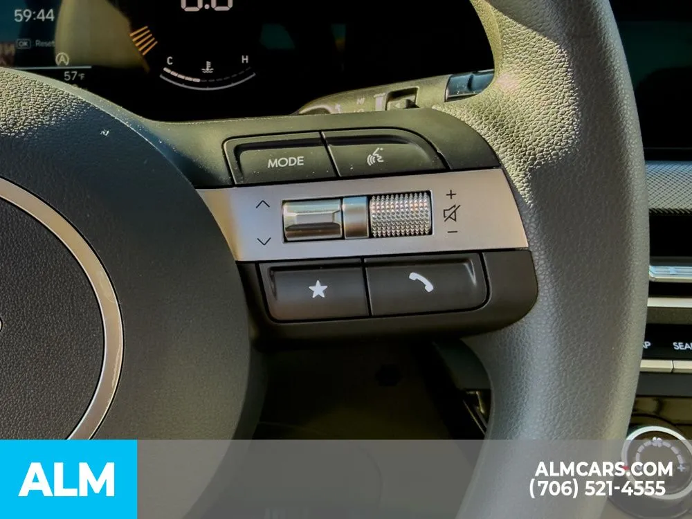 2025 Hyundai Sonata SE - Photo 23