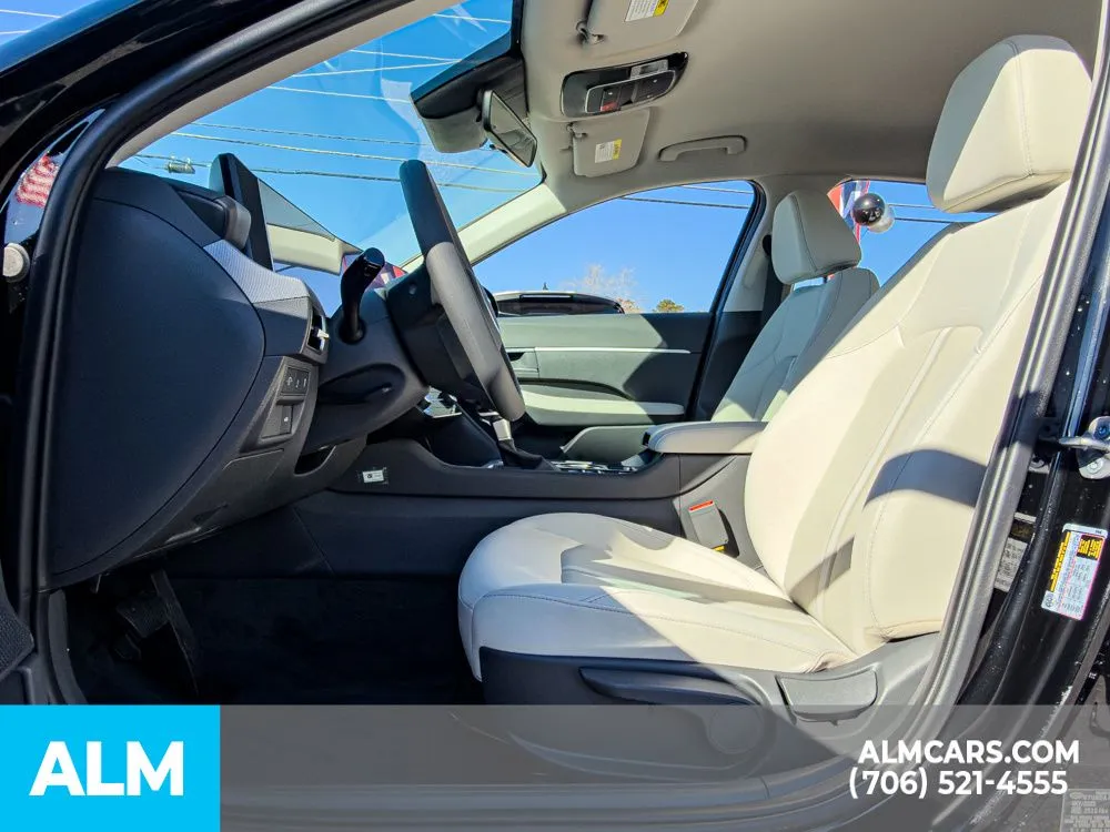 2025 Hyundai Sonata SE - Photo 12