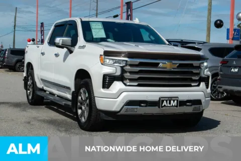 More photos of 2022 Chevrolet Silverado 1500 High Country at ALM Hyundai Athens, GA