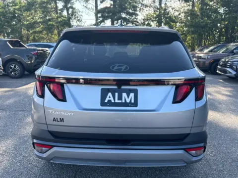 More photos of 2025 Hyundai Tucson SEL at ALM Hyundai Athens, GA