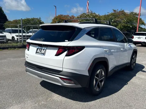 More photos of 2025 Hyundai Tucson SEL at ALM Hyundai Athens, GA