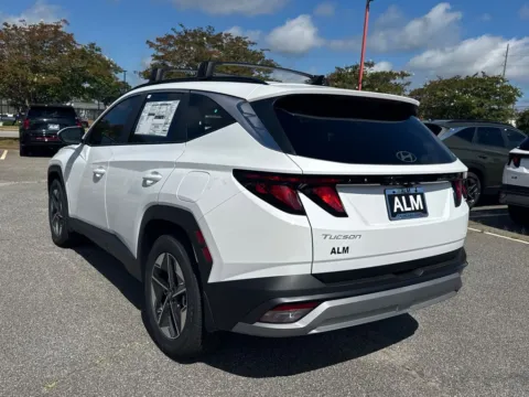 Another view of 2025 Hyundai Tucson SEL for sale in Athens, GA at ALM Hyundai Athens