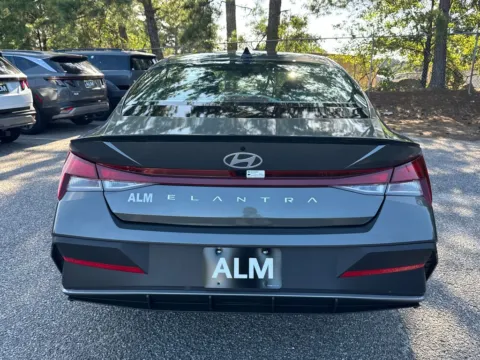 More photos of 2025 Hyundai Elantra SEL Sport at ALM Hyundai Athens, GA