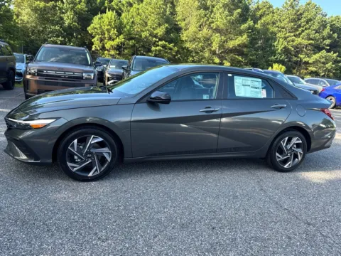 Photos of 2025 Hyundai Elantra SEL Sport for sale in Athens, GA at ALM Hyundai Athens