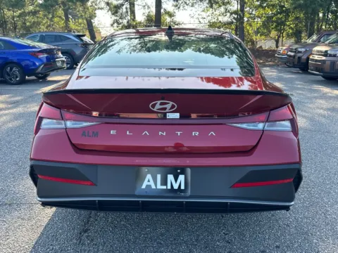 More photos of 2025 Hyundai Elantra SEL Sport at ALM Hyundai Athens, GA