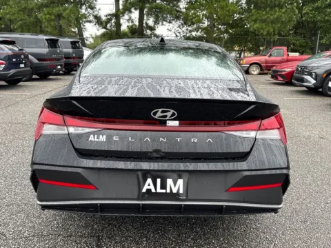 More photos of 2025 Hyundai Elantra SEL Sport at ALM Hyundai Athens, GA