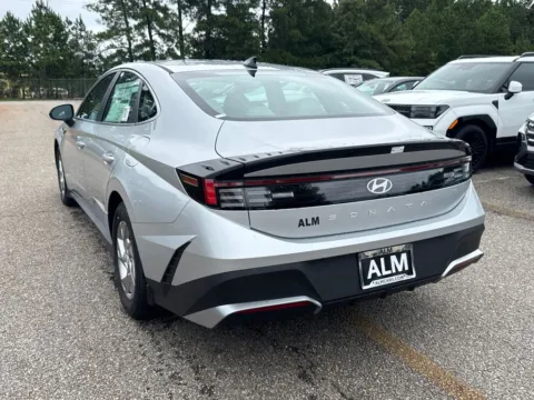 Another view of 2025 Hyundai Sonata SE for sale in Athens, GA at ALM Hyundai Athens