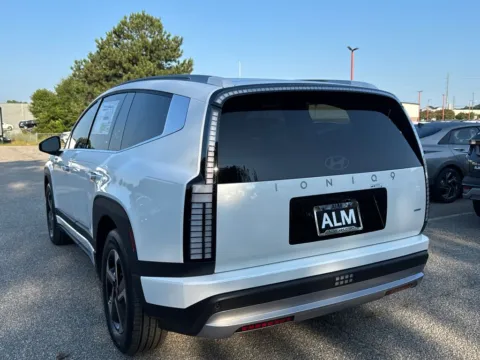 Another view of 2026 Hyundai IONIQ 9 SE for sale in Athens, GA at ALM Hyundai Athens