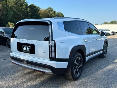 More photos of 2026 Hyundai IONIQ 9 SE at ALM Hyundai Athens, GA