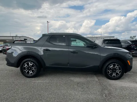 More photos of 2025 Hyundai Santa Cruz XRT at ALM Hyundai Athens, GA