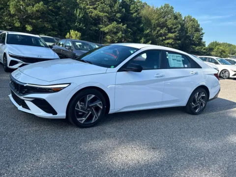 Photos of 2025 Hyundai Elantra SEL Sport for sale in Athens, GA at ALM Hyundai Athens