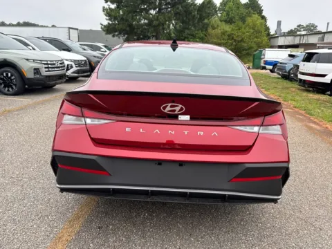 More photos of 2025 Hyundai Elantra SEL Sport at ALM Hyundai Athens, GA
