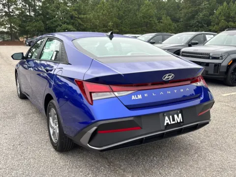 Another view of 2025 Hyundai Elantra SE for sale in Athens, GA at ALM Hyundai Athens