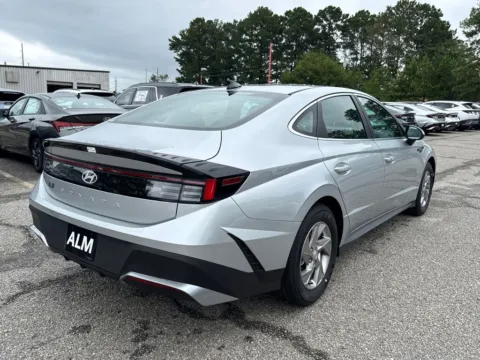 More photos of 2025 Hyundai Sonata SE at ALM Hyundai Athens, GA