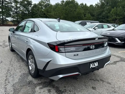 Another view of 2025 Hyundai Sonata SE for sale in Athens, GA at ALM Hyundai Athens
