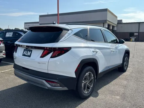 More photos of 2025 Hyundai Tucson Hybrid Blue at ALM Hyundai Athens, GA