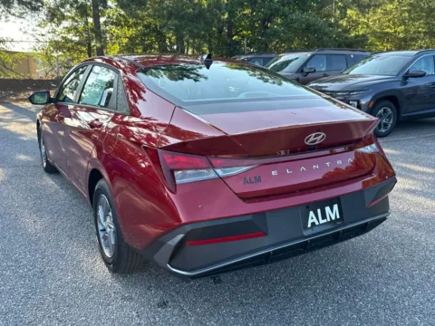 Another view of 2025 Hyundai Elantra SE for sale in Athens, GA at ALM Hyundai Athens