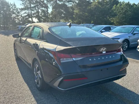 Another view of 2025 Hyundai Elantra SEL Sport for sale in Athens, GA at ALM Hyundai Athens